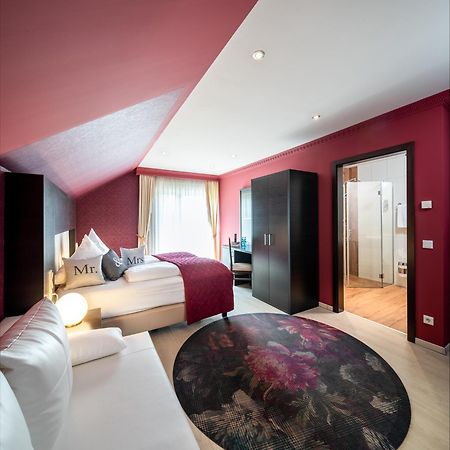 Kristallhotel Fettehenne Leverkusen Esterno foto