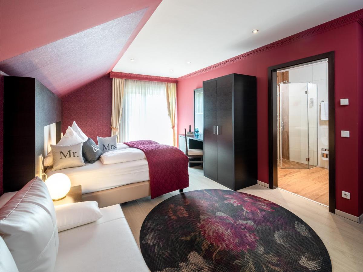 Kristallhotel Fettehenne Leverkusen Esterno foto